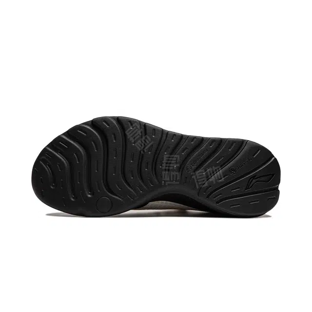 LiNing slip on