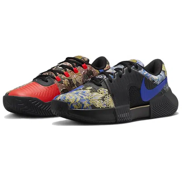Nike Challenger