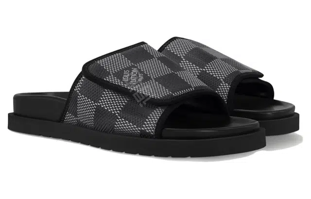 LOUIS VUITTON Miami Damier