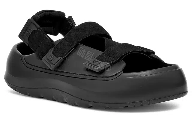 UGG Stratus EVA