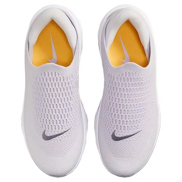 Nike Reina EasyOn