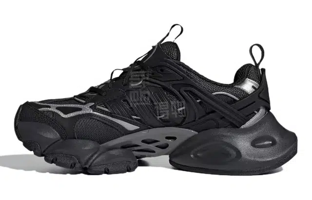 adidas VENTO XLG DELUXE 811