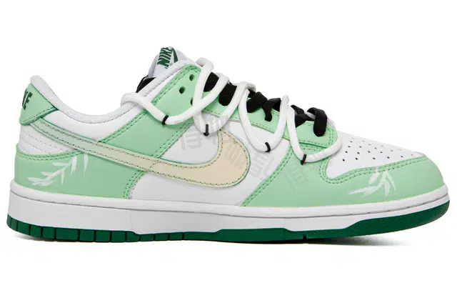 Nike Dunk 520