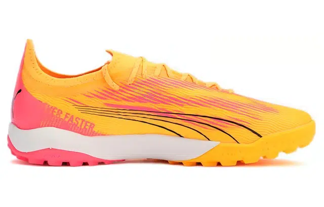 PUMA Ultra Ultimate AG