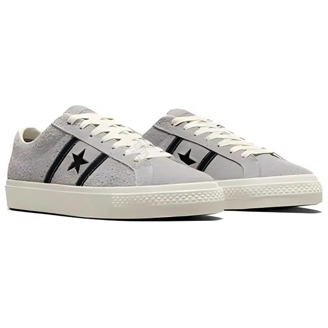 Converse One Star Academy Pro