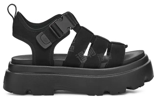 UGG Cora
