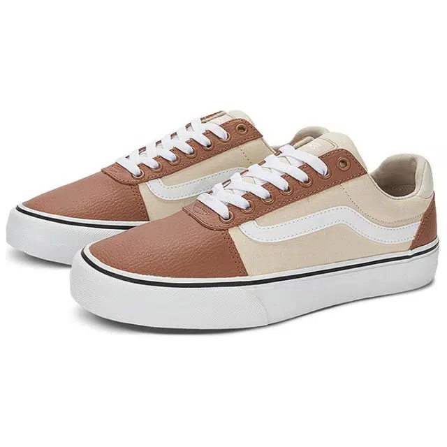 Vans Ward Deluxe