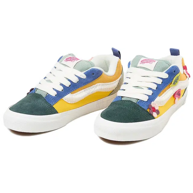 Vans Knu Skool