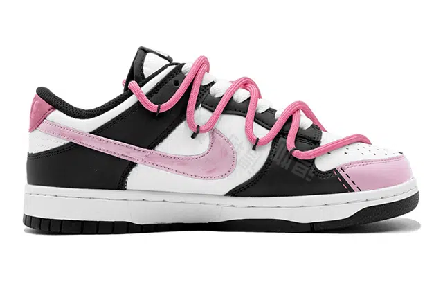 Nike Dunk 520