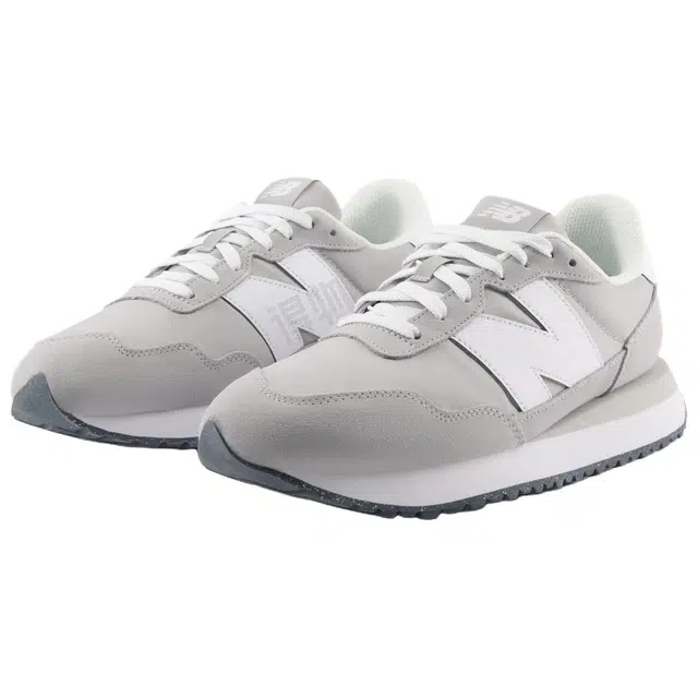 New Balance NB 237