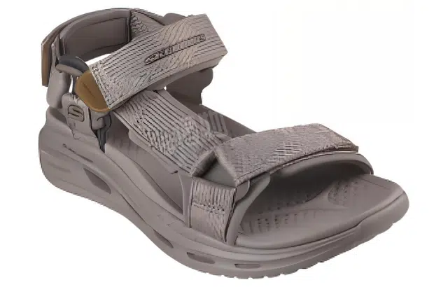 Skechers