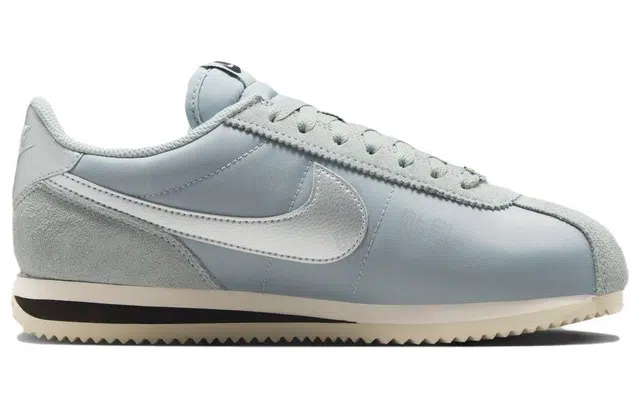 Nike Cortez