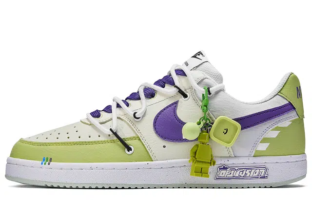Nike Court Borough Low
