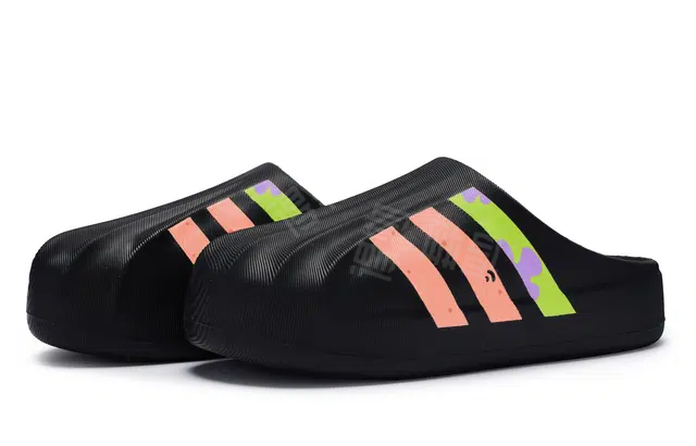 adidas AdiFOM Superstar