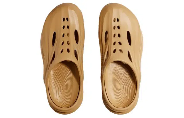 HOKA ONE ONE