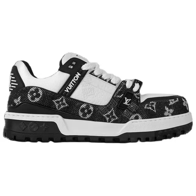 LOUIS VUITTON Trainer Maxi