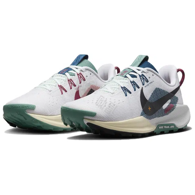 Nike Peg Trail 5