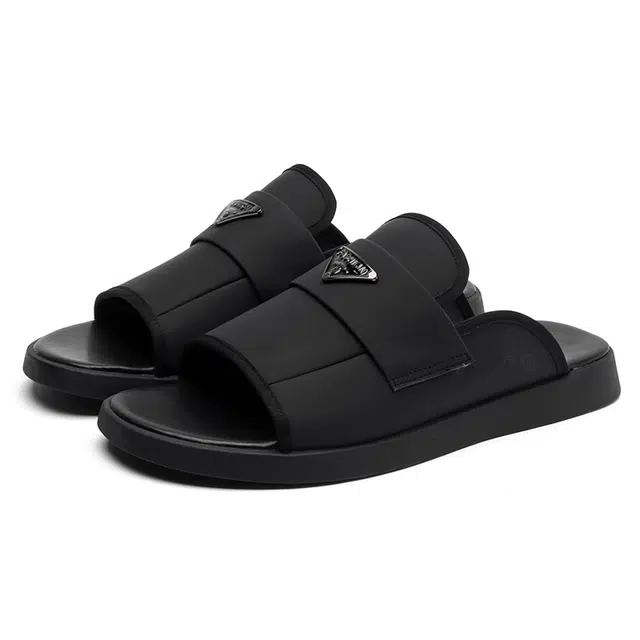 圣大骑士 舒适百搭 经典简约 橡胶底 防滑防磨一字拖鞋 男款 黑色