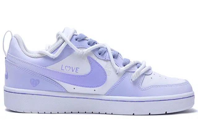 Nike Court Borough Low 520 GS