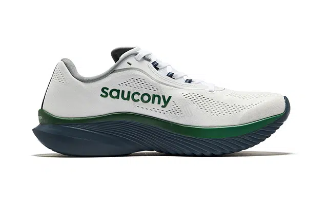 Saucony KINVARA 15