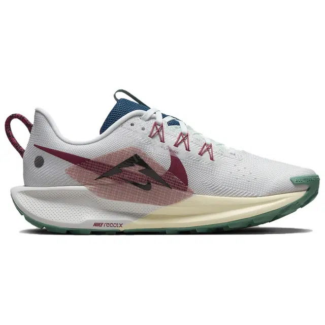 Nike Peg Trail 5