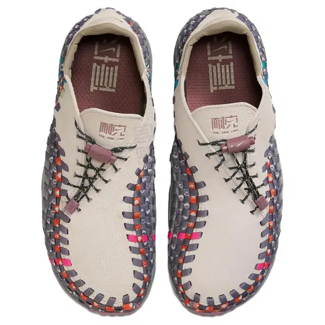 Nike Air Footscape Woven "THE ONE LINE"