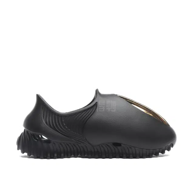 BBB x GENEGG Foam Runner