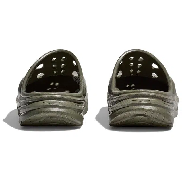 HOKA ONE ONE