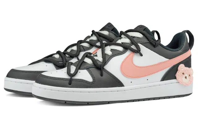Nike Court Borough Low PEEKABOO 520 GS