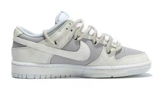 Nike Dunk Low White Grey