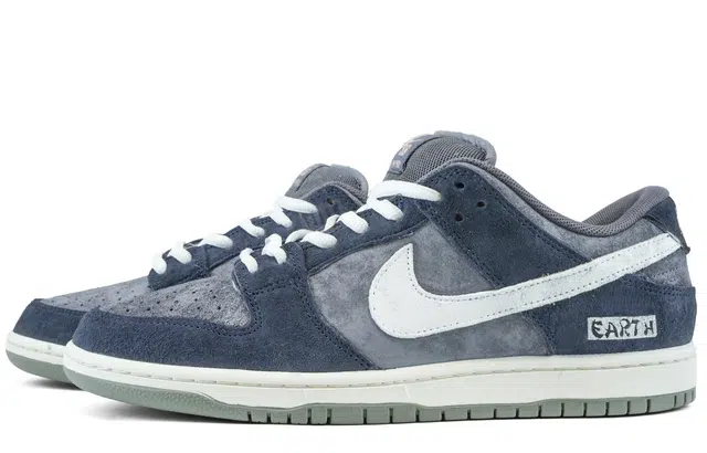 Nike Dunk SB LOW"Light Carbon" Earth vibe
