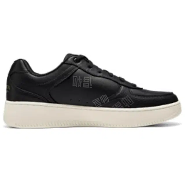Skechers Court Classics