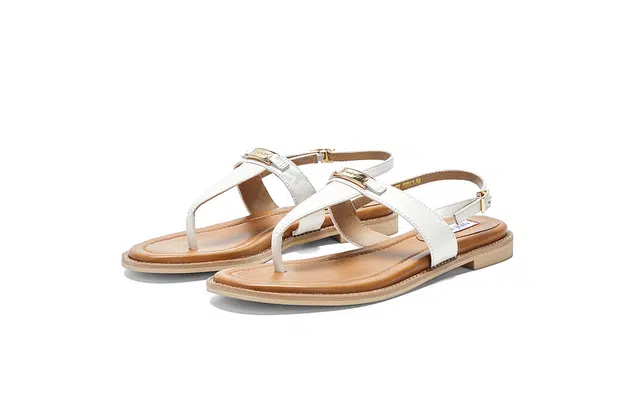 NINE WEST