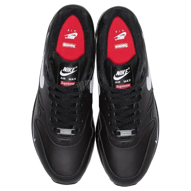 Supreme x Nike Air Max 1 '87