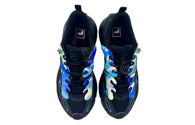 FILA Mars 2 520