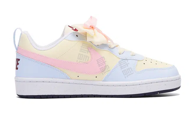 Nike Court Borough 520 GS l