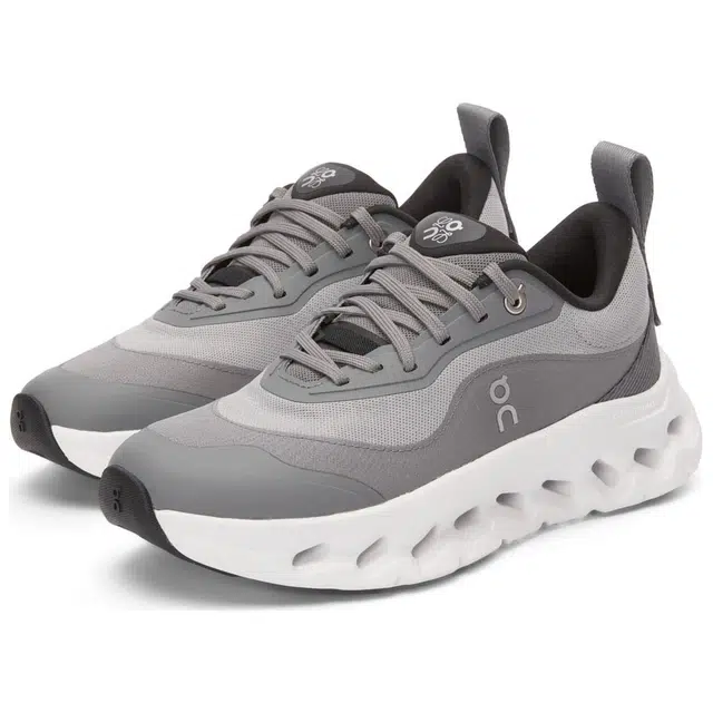 On x LOEWE Cloudtilt 2.0