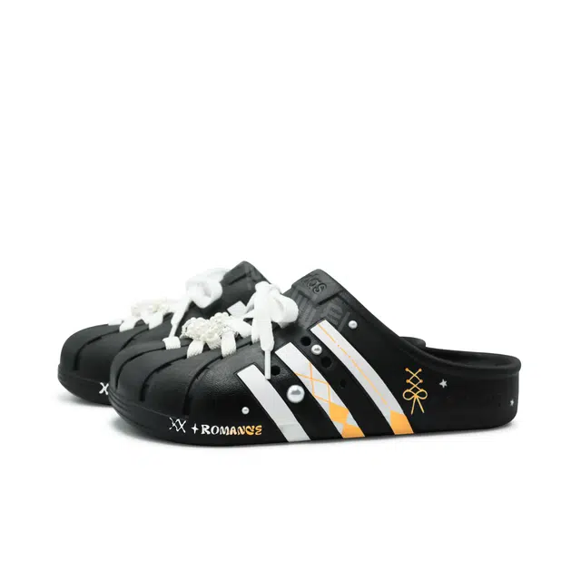 adidas ADILETTE CLOGS