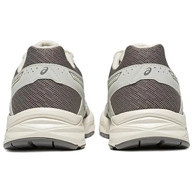 Asics Gel-Contend 4