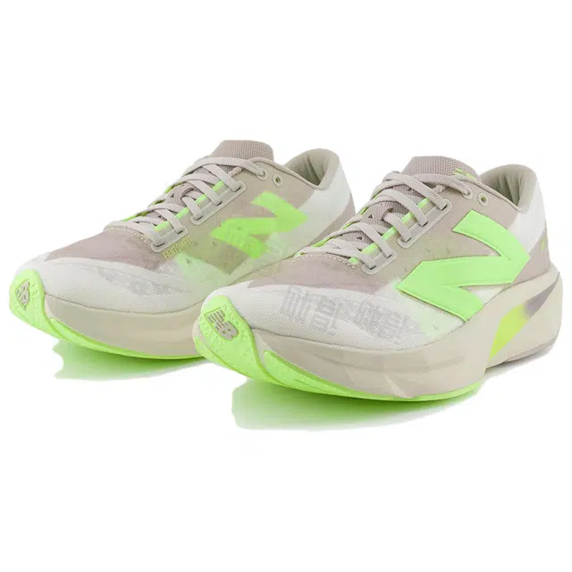 New Balance FuelCell Rebel V4