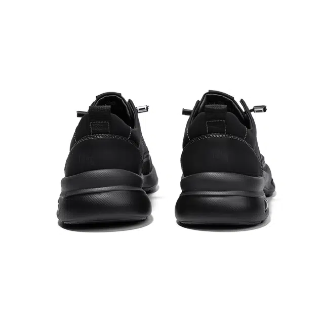 圣大骑士 头层牛皮 轻便 舒适透气 休闲鞋 男款 黑色