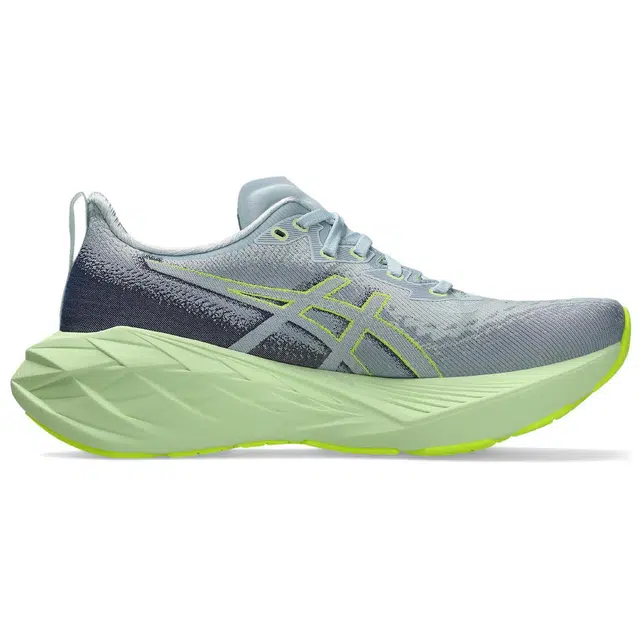 Asics Novablast 4