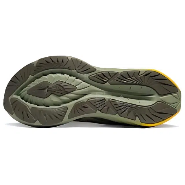Asics Novablast 4