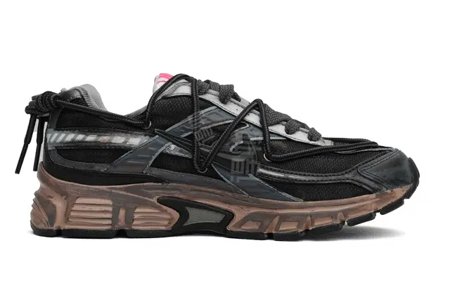 Nike Initiator