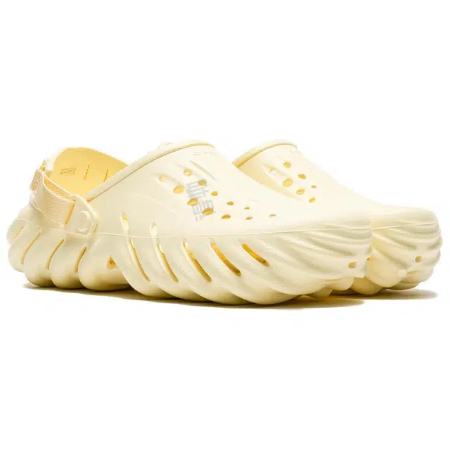 Crocs Echo