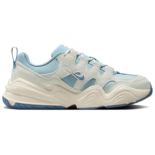 Nike Tech Hera