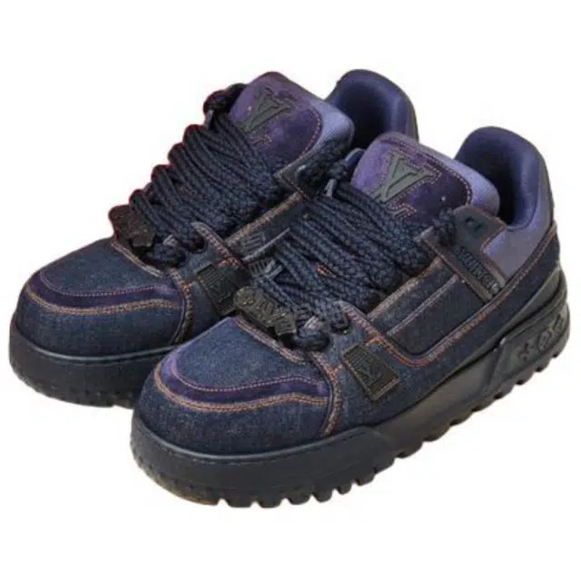 LOUIS VUITTON Trainer Maxi