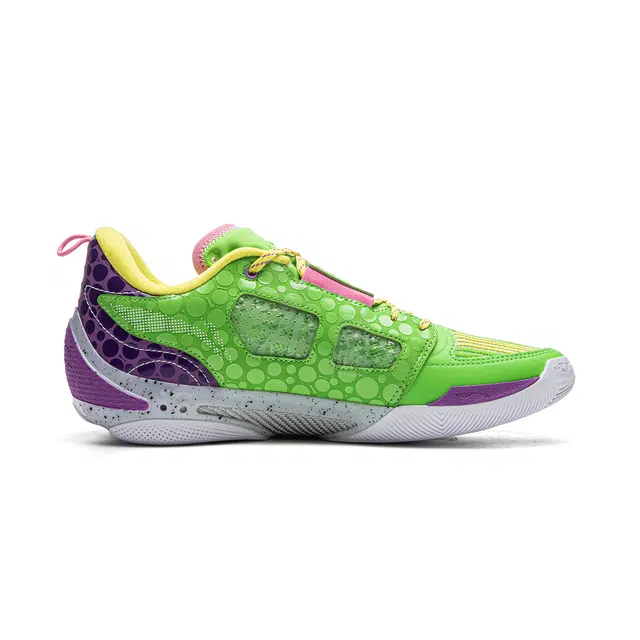 LiNing 808 4 Ultra