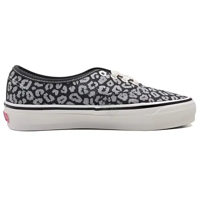 Vans MTE Authentic Reissue 44