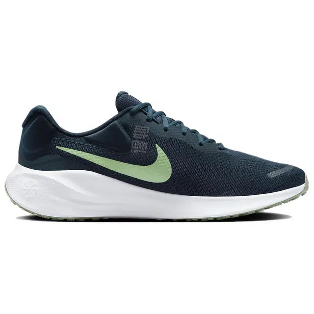 Nike REVOLUTION 7